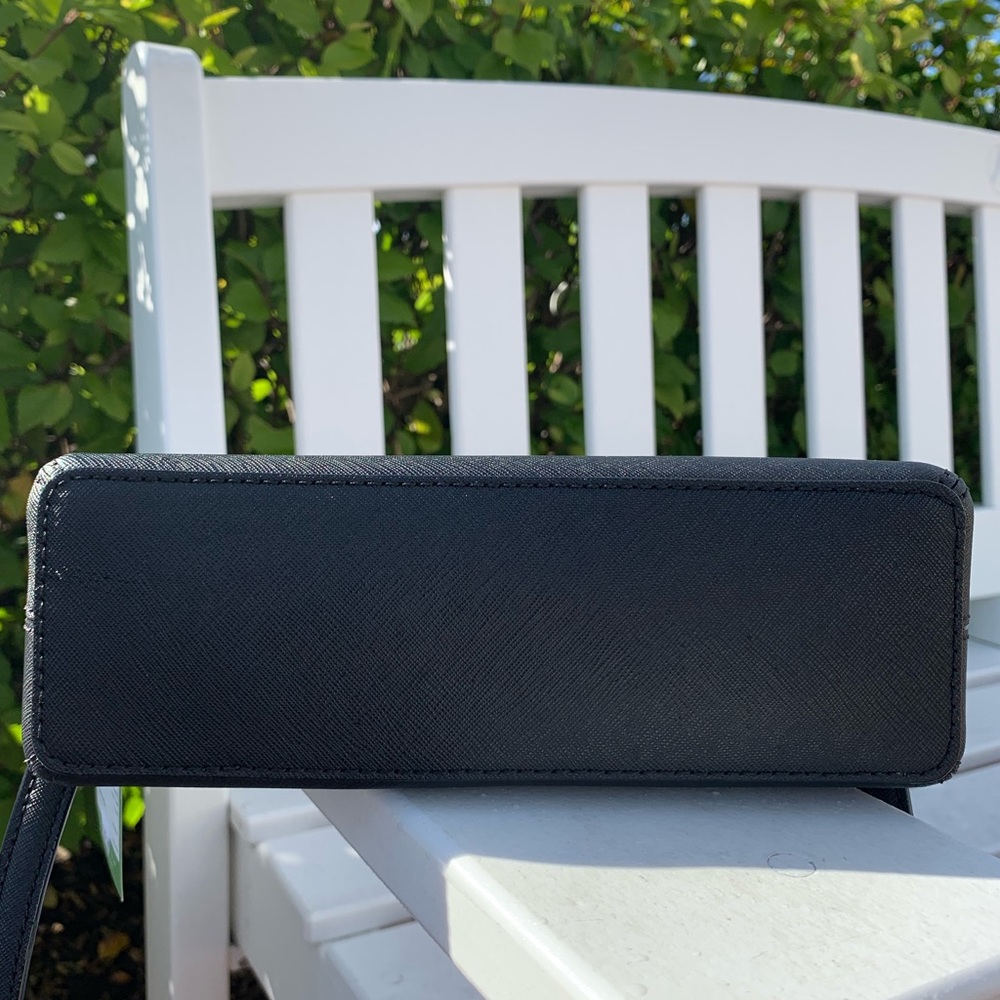 Kate Spade Cameron Street Large Hilli Crossbosy - Picture 6 of 8